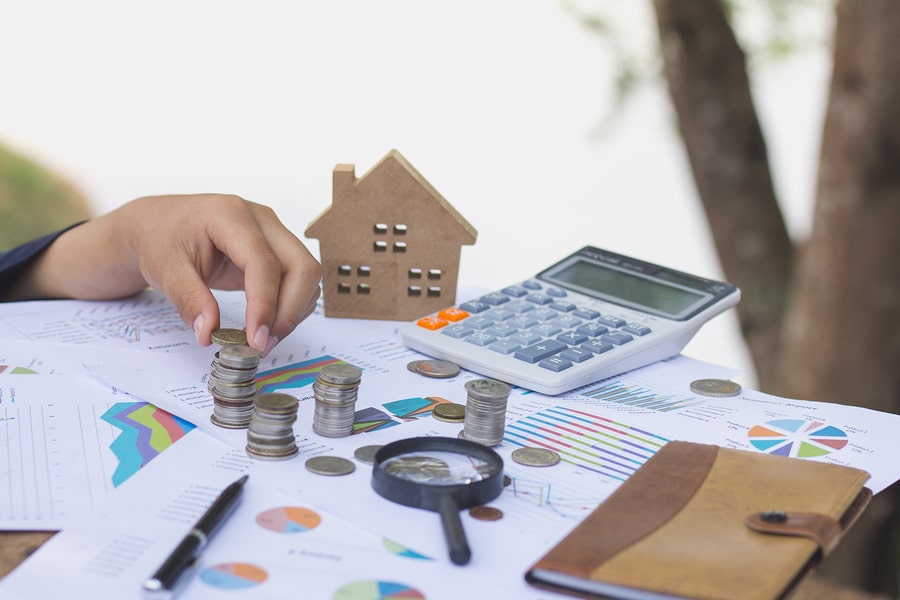 How to Successfully Manage Your Finances in the New Decade